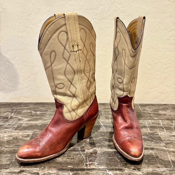 Vintage Frye Two Tone Leather Cowboy Boots - Picture 11 of 11